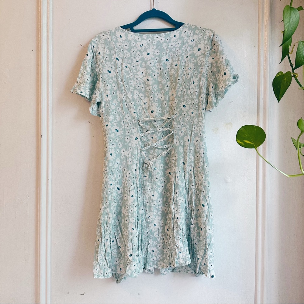 Vintage 90s sports lace back Floral Button-Down Dress in Light Blue small - Picture 4 of 5